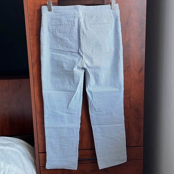 Hilary Radley Capri Pants / Size 6 - Picture 5 of 10